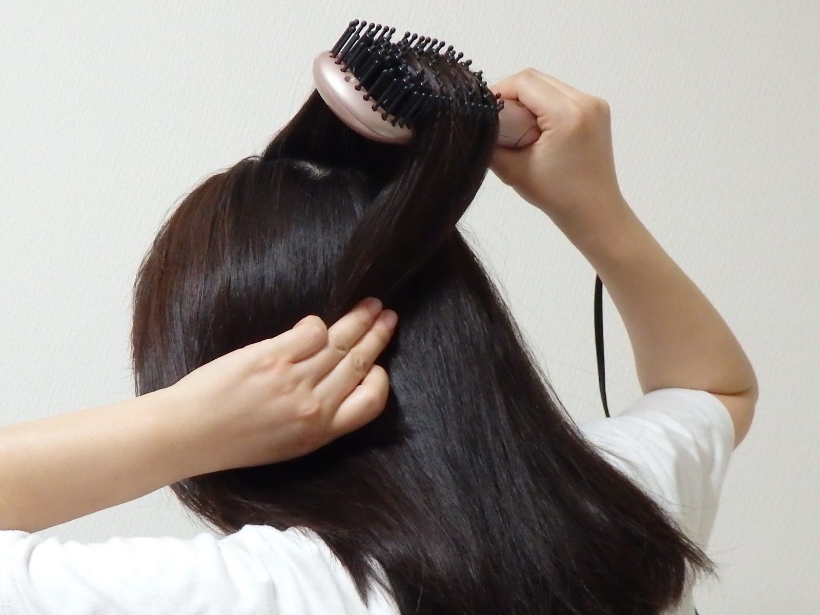 ガチ検証 40代の髪トラブルはブラシ型アイロンでどのくらい解決できた Otona Salone オトナサローネ 自分らしく 自由に 自立して生きる女性へ