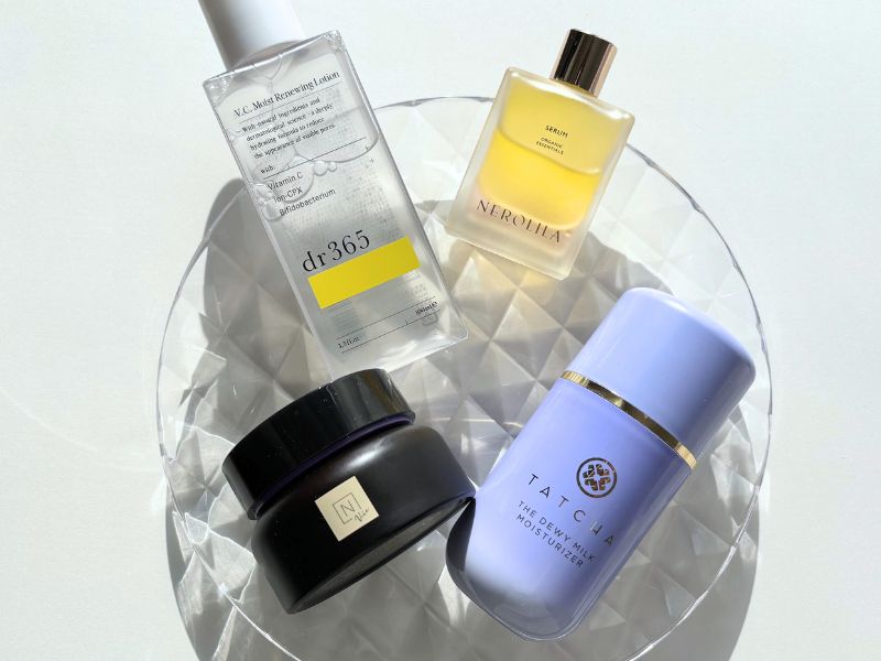 肌年齢マイナス14歳美容のプロが選ぶ。巻き戻し美容を叶える2025年マイベストスキンケアコ...